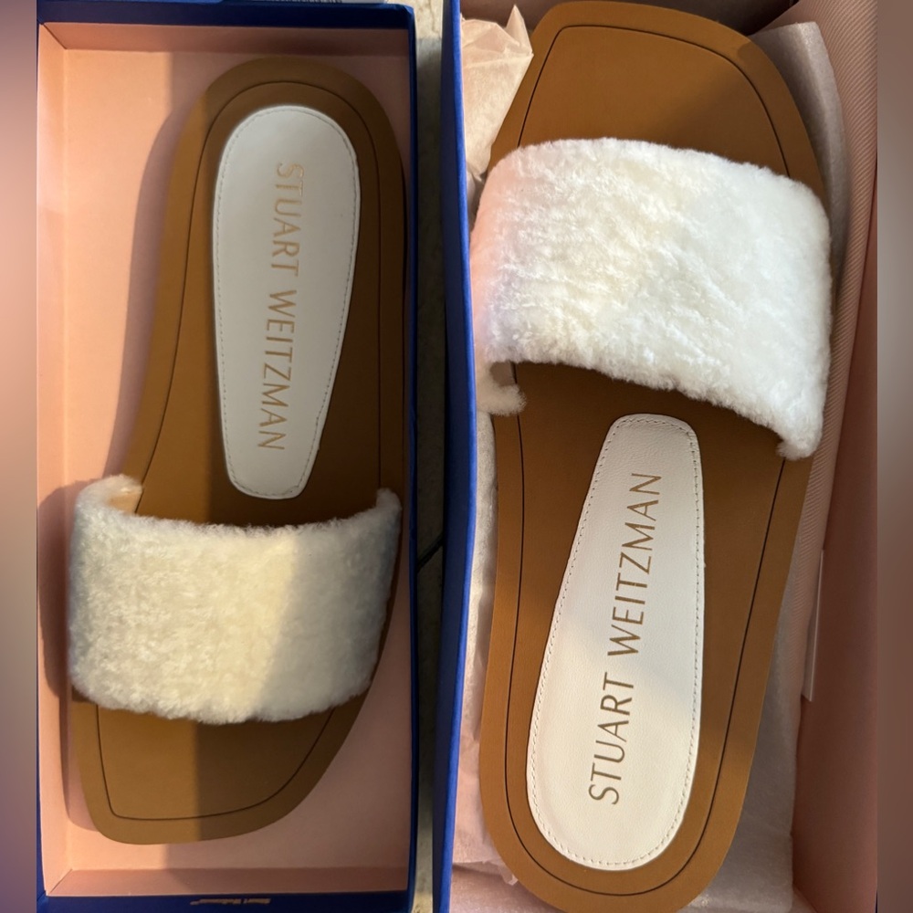 Stuart Weitzman - Picture 6 of 6